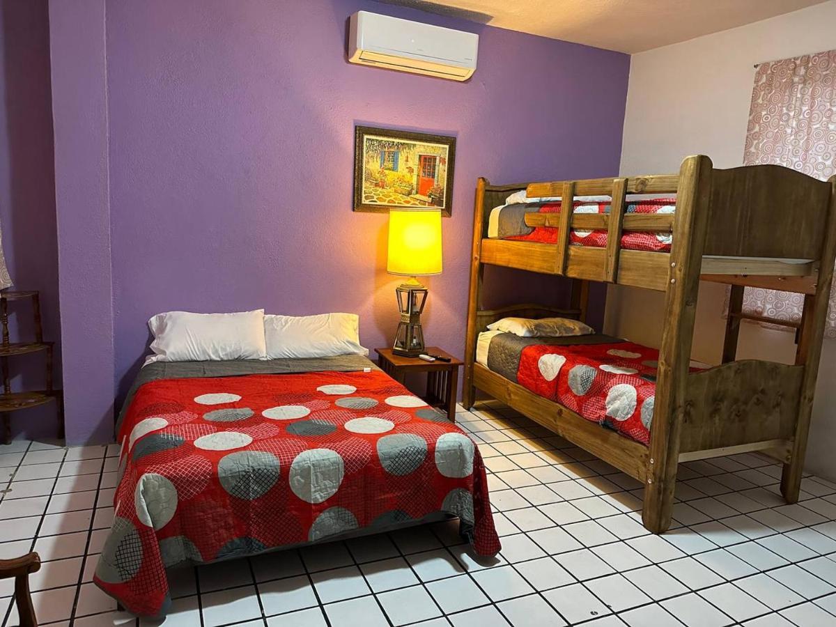 My Family In Monterrey - Hostel 외부 사진